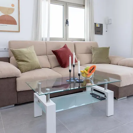 Poris 2 Beachfront By Holidays Corralejo